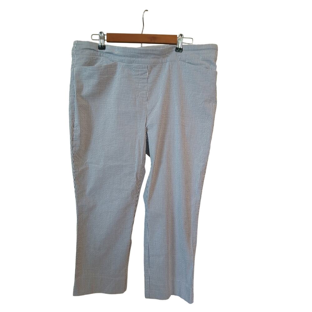 HILARY RADLEY Blue/Wht Seersucker Stretch Crop Pants w/ Pockets sz XXL